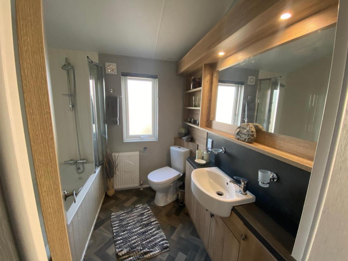 Sea View Beach Lodge Trecco Bay 3 Bedroom Porthcawl Exterior foto